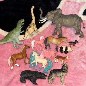 Wildlife Animal Figurines